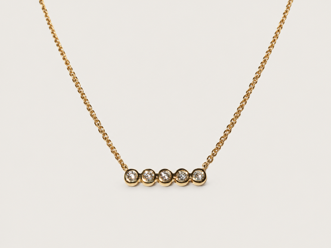 Colar Aube em Ouro Amarelo 18k e Diamantes