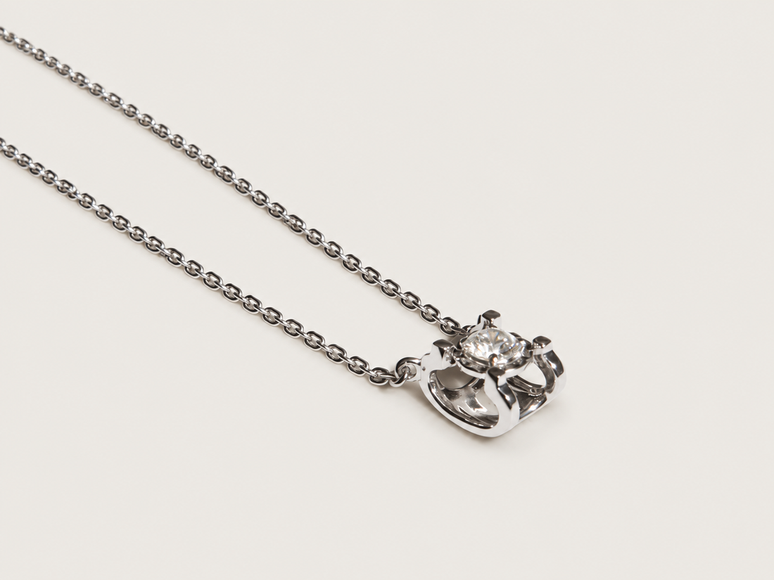 Colar Clarté em Ouro Branco 18k e Diamante