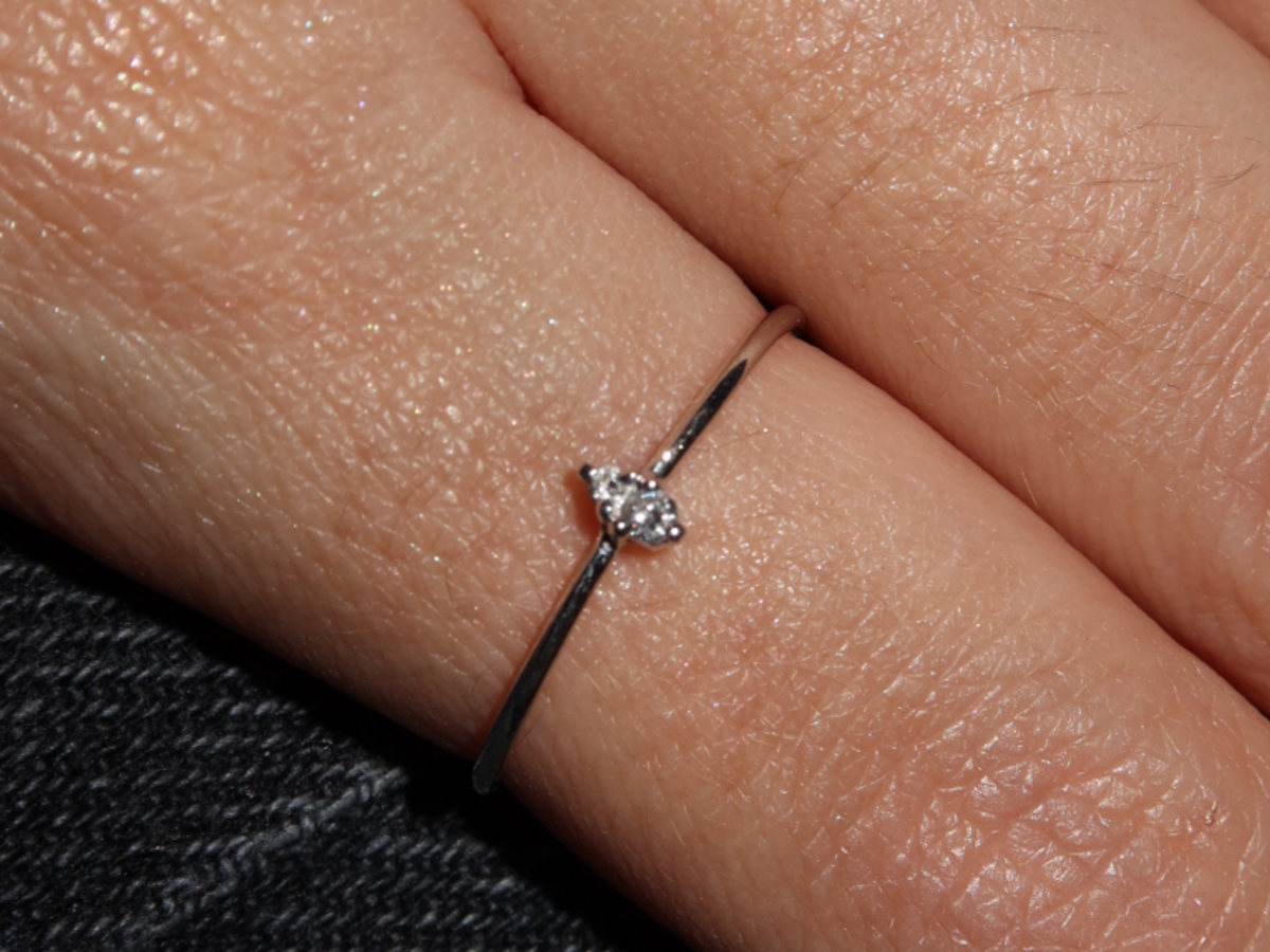 Anel Étoile em Ouro Branco 18k e Diamantes
