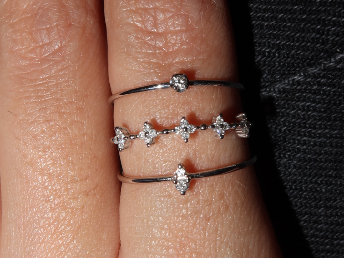 Anel Rivière em Ouro Branco 18k e Diamantes