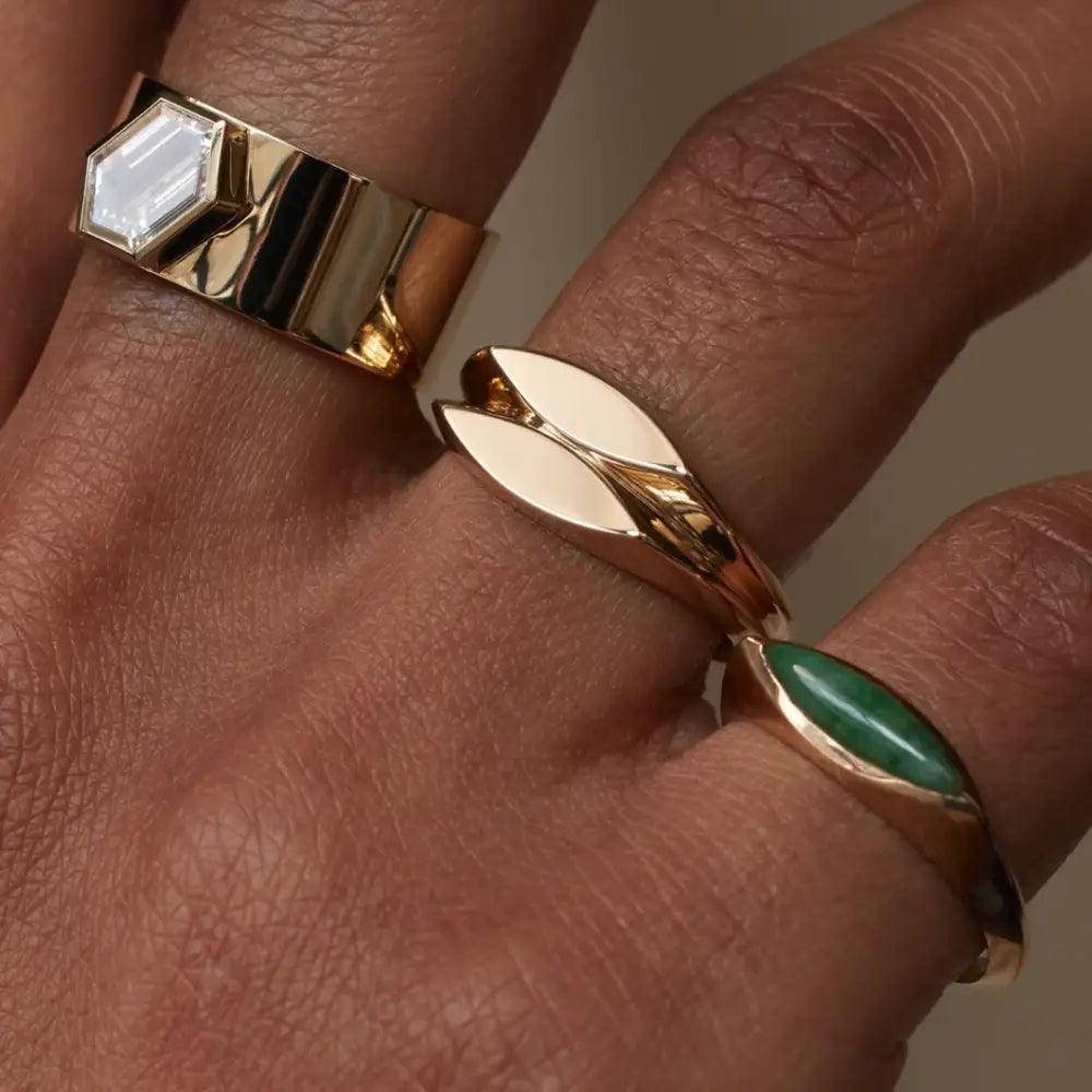 Anel Evidência Ouro Amarelo Personalizável Aliança