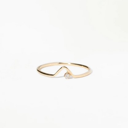 Anel Wave Ouro Amarelo Diamante