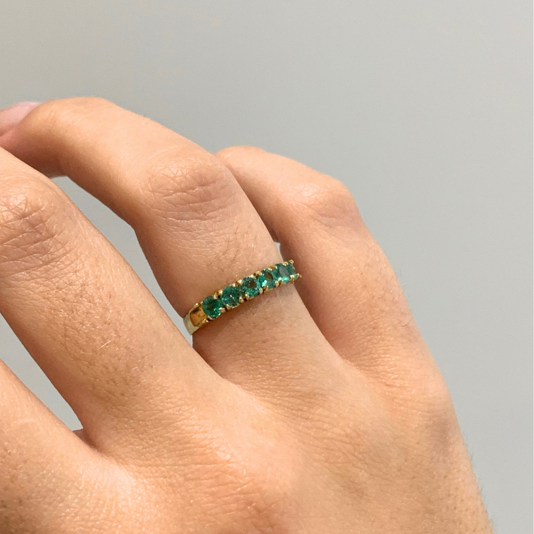 Anel Classic Esmeralda Colombiana