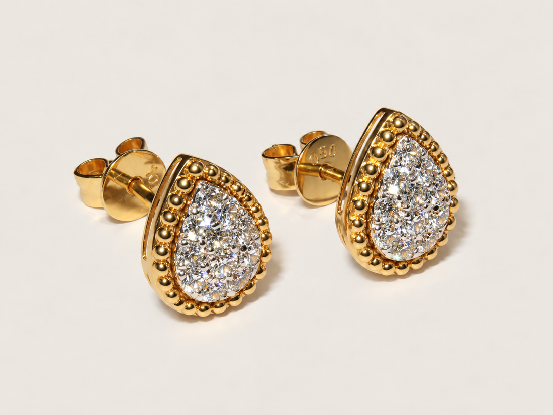 Brinco Goutte em Ouro Amarelo 18k e Diamantes
