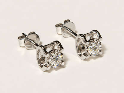 Brinco Clarté em Ouro Branco 18k e Diamantes