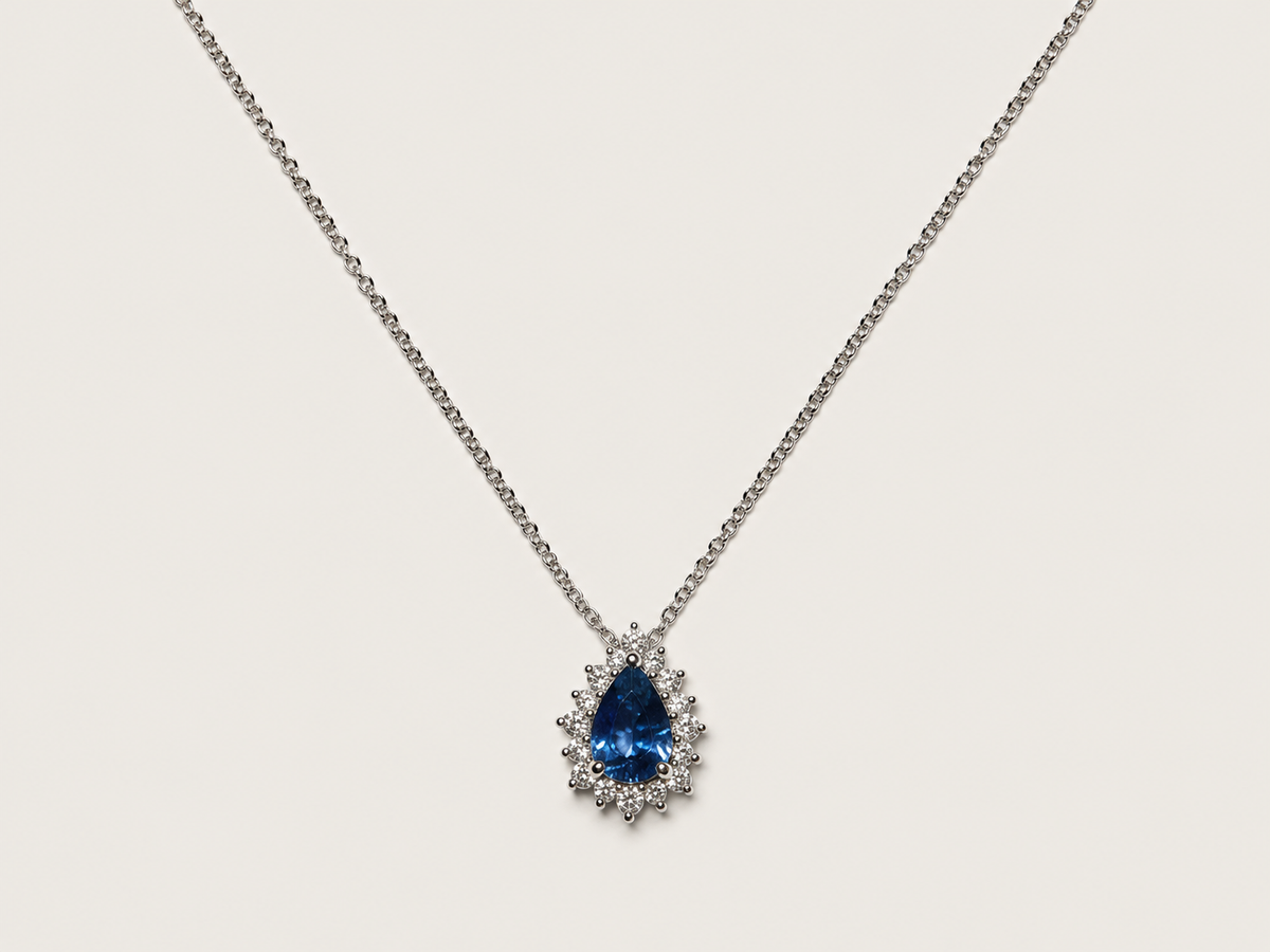 Colar Saphir em Ouro Branco 18k, Safira e Diamantes