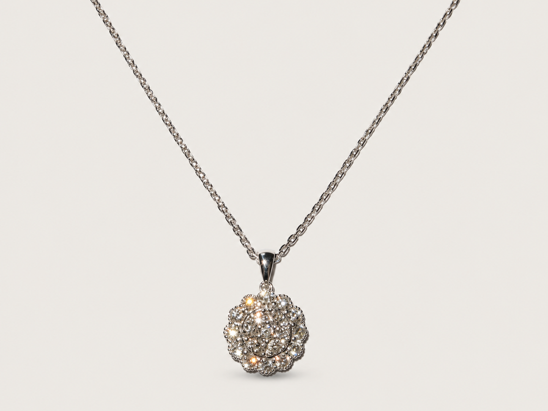 Colar Rosace em Ouro Branco 18k e Diamantes