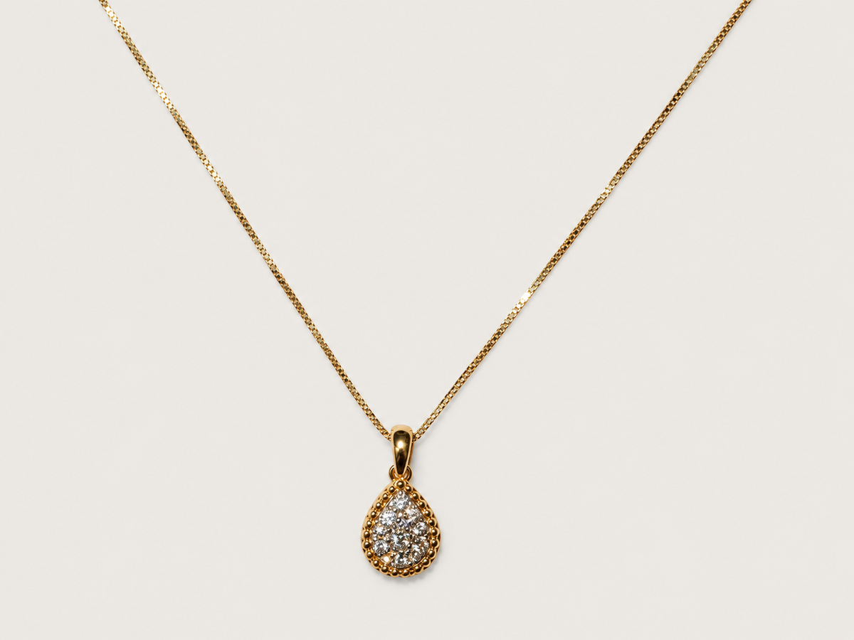 Colar Goutte em Ouro Amarelo 18k e Diamantes