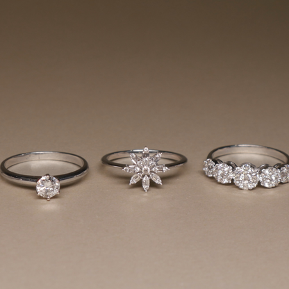 Anel Eight Stars Ouro Branco e Diamantes