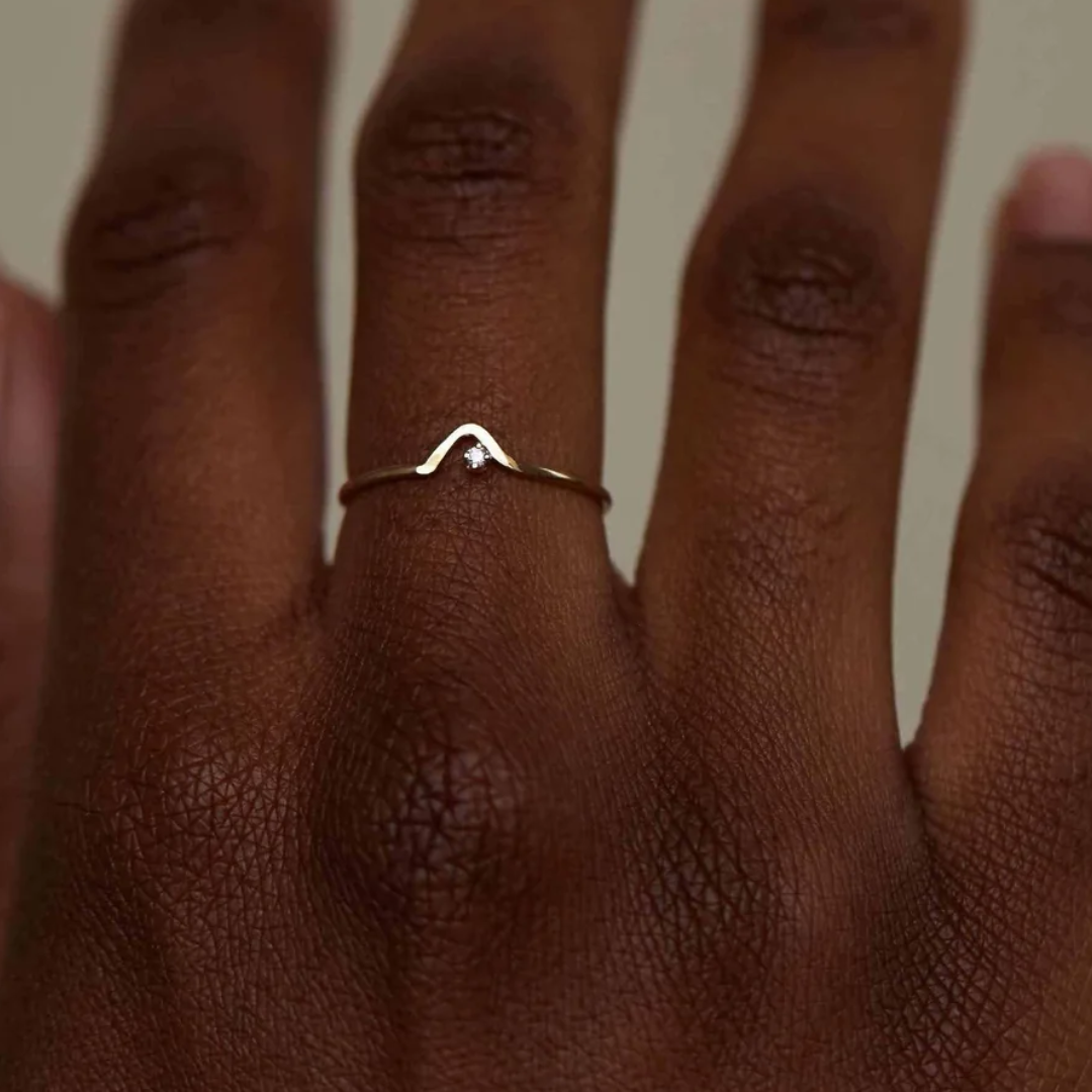 Anel Wave Ouro Amarelo Diamante N°2