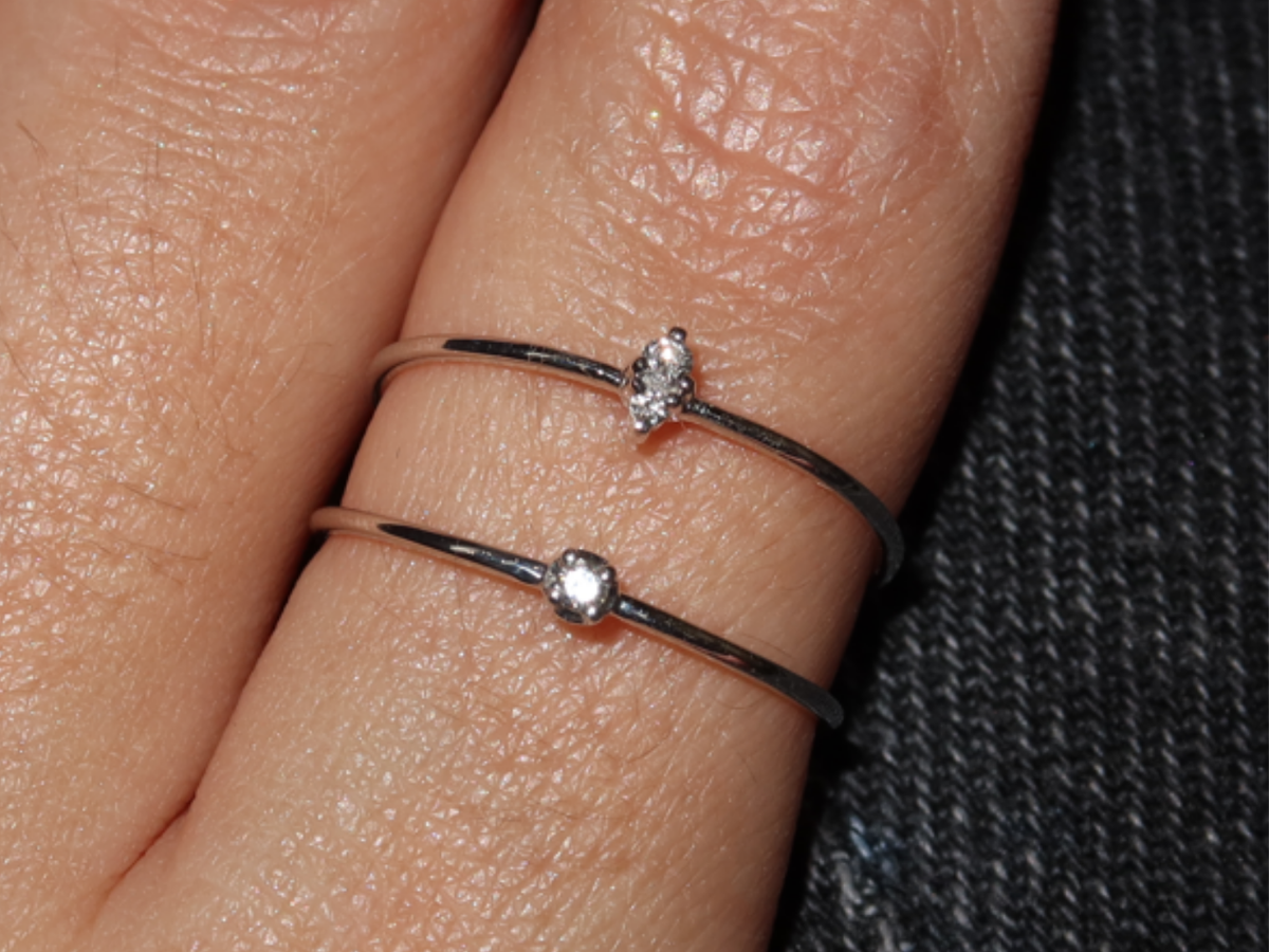 Anel Lumi em Ouro Branco 18k e Diamante