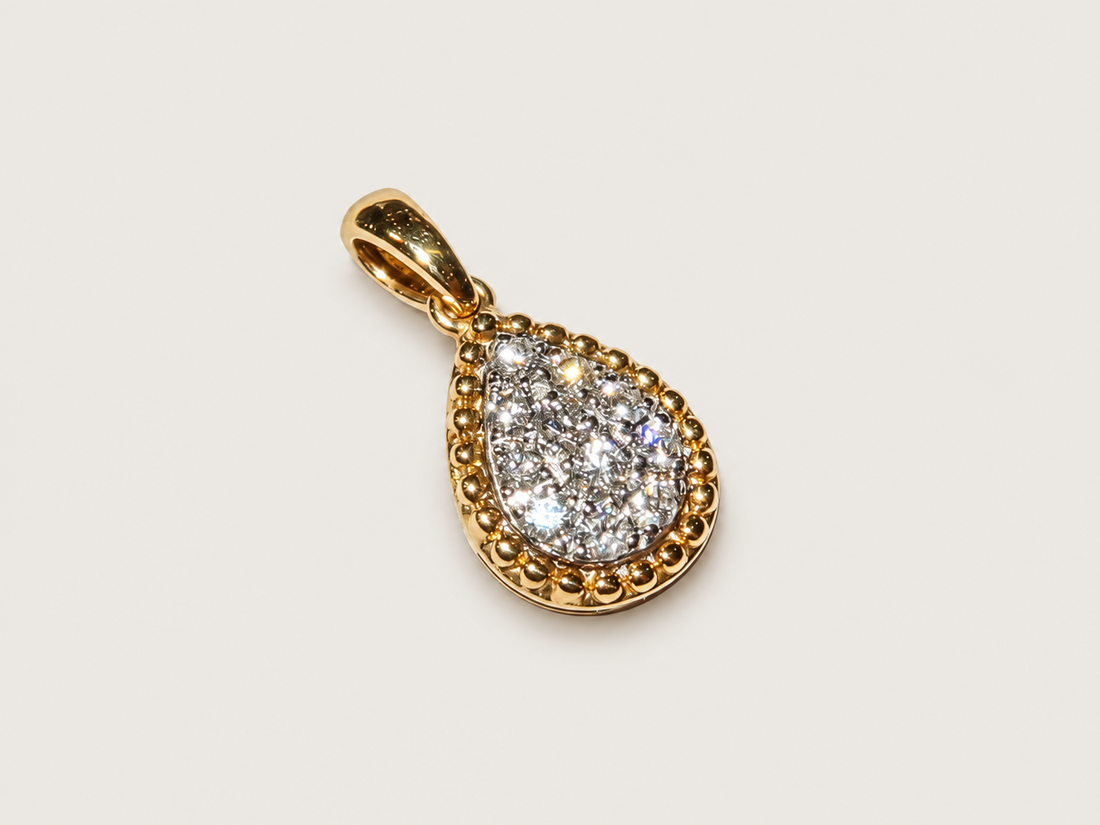 Colar Goutte em Ouro Amarelo 18k e Diamantes